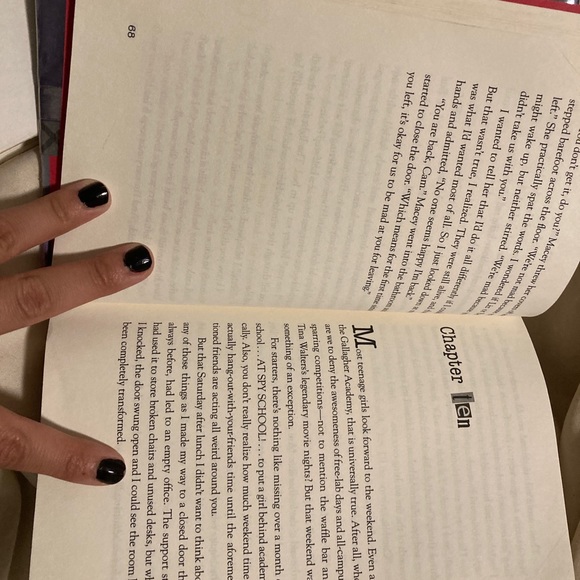 Out of Sight Out of Time by Ally Carter (Gallagher Girls series #5) - Picture 3 of 3